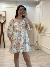 Cargar imagen en el visor de la galería, NIKITA - Vestido blanco estampado tropical